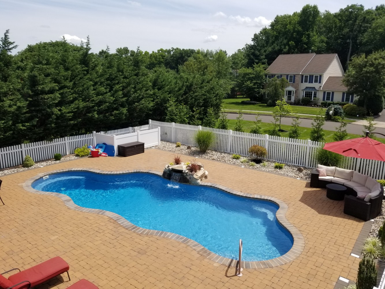 Ordini's Best Fiberglass Pools